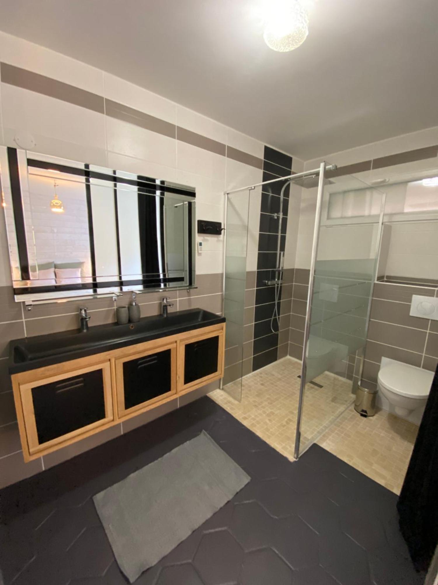 La Roca Flora Hotel Le Plan-de-la-Tour Kültér fotó